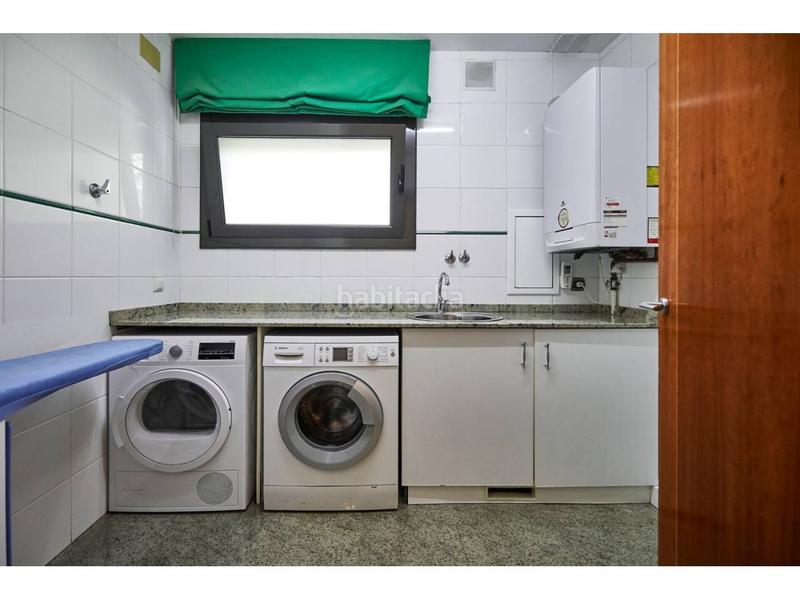 Foto 3396afa4-1043-4ab7-823b-aa4c9f97f7ea. Haus mit heizung parking pool in Mas Ram Badalona