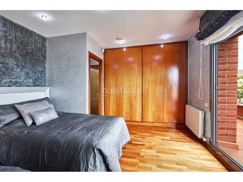 Foto 54194274-839e-48ef-b273-23682bab699d. Haus mit heizung parking pool in Mas Ram Badalona