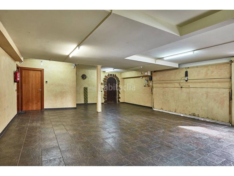 Foto 57644917-608a-4d06-a3b6-0b965f157e63. Haus mit heizung parking pool in Mas Ram Badalona