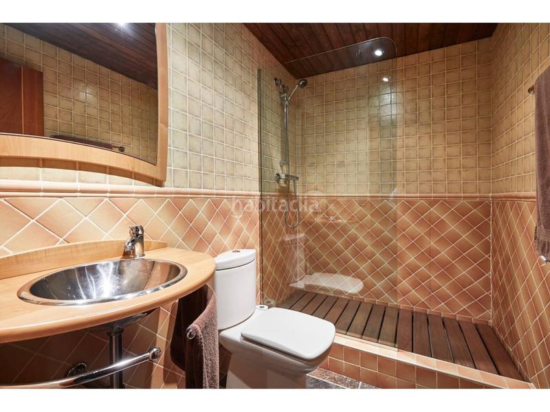 Foto 826adc86-6fea-440f-818e-c88514bfcc6f. Haus mit heizung parking pool in Mas Ram Badalona