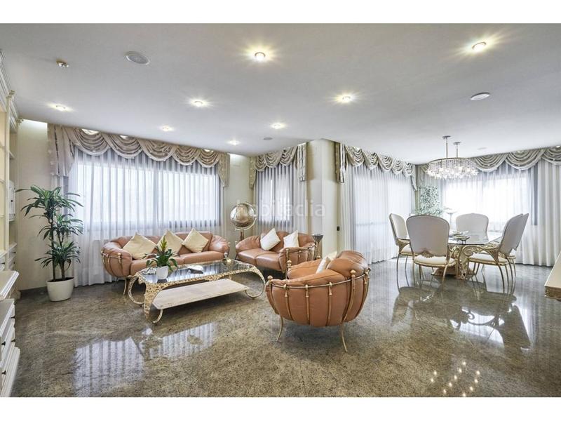 Foto e5ec2a55-e5f7-48c9-a828-504421982e70. Haus mit heizung parking pool in Mas Ram Badalona