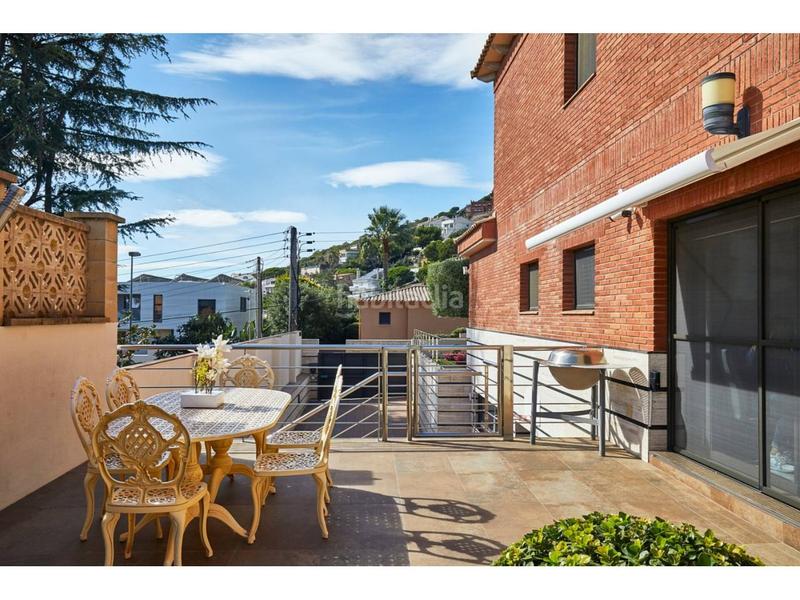 Foto f8276ffe-3693-42ae-83a7-97f390e6163b. Haus mit heizung parking pool in Mas Ram Badalona