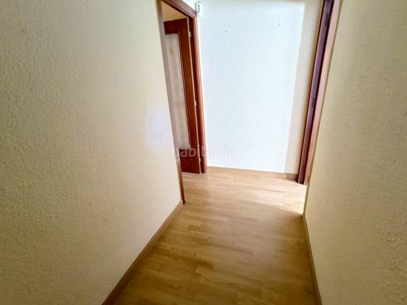 Foto 729a3162-42f0-4770-a9ae-2281d2e1e3e6. Piso  con gran potencial en el centro ! en Riu Sud Santa Coloma de Gramenet