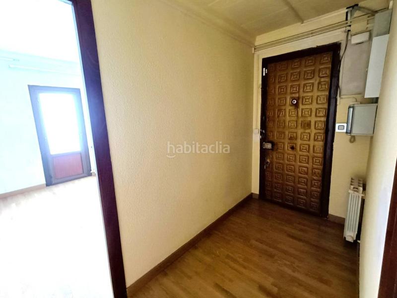 Foto cf4d7015-76e2-4b03-8b26-558a86650a5c. Piso  con gran potencial en el centro ! en Riu Sud Santa Coloma de Gramenet