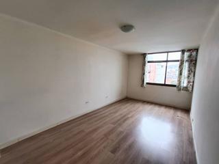 Piso  Mossèn jacint verdaguer. Ideal parejas o inversores !