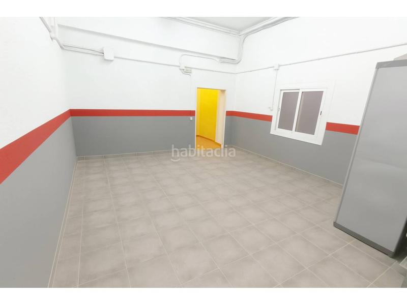 Foto 863a2227-e3c8-4c7d-8f55-508ee591b9d0. Business premise in Centre Santa Coloma de Gramenet