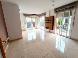 Appartement  Primavera. Oportunidad única en singuerlín piso de 102 m con plaza de parki