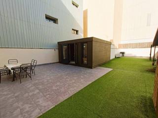 Pis  Sant isidre. Piso con terraza en centro de badalona
