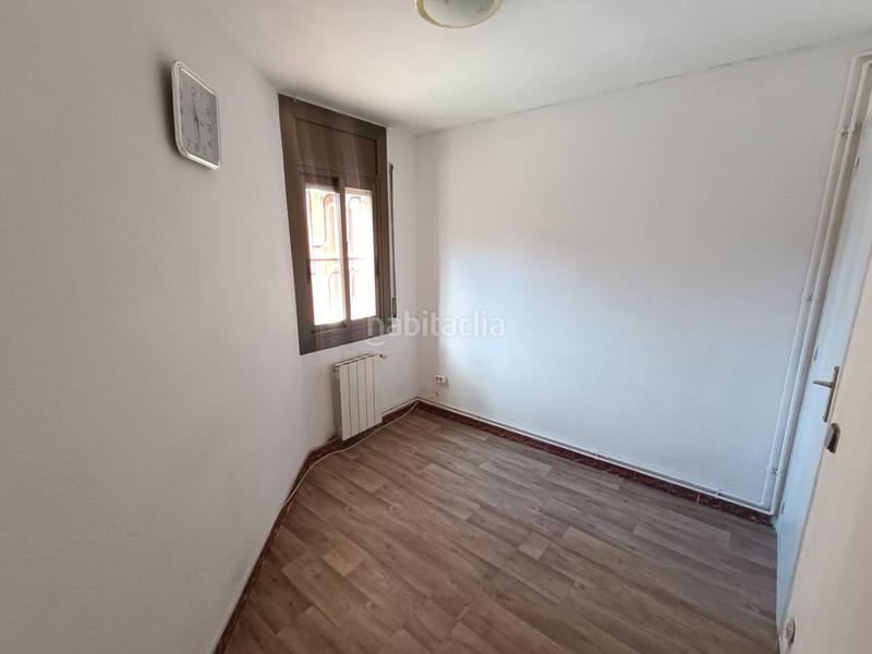 Foto 23bf3565-d8bd-4d34-a90e-5a9874d1f8f1. Appartement avec chauffage dans Centre Santa Coloma de Gramenet