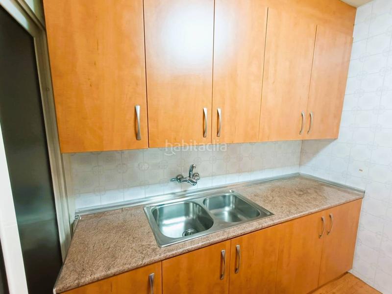 Foto 960f1ab8-2e39-49b4-88d3-1c56fef1e20f. Appartamento in Centre Santa Coloma de Gramenet