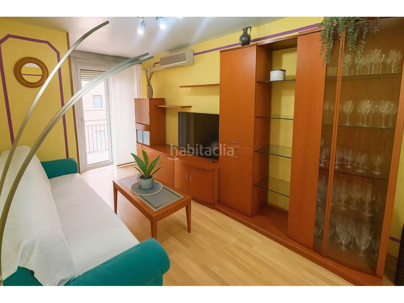 Foto 5ef23fff-9bbf-42ac-b4d0-e7e261465e3f. Etagenwohnung in Llatí Santa Coloma de Gramenet