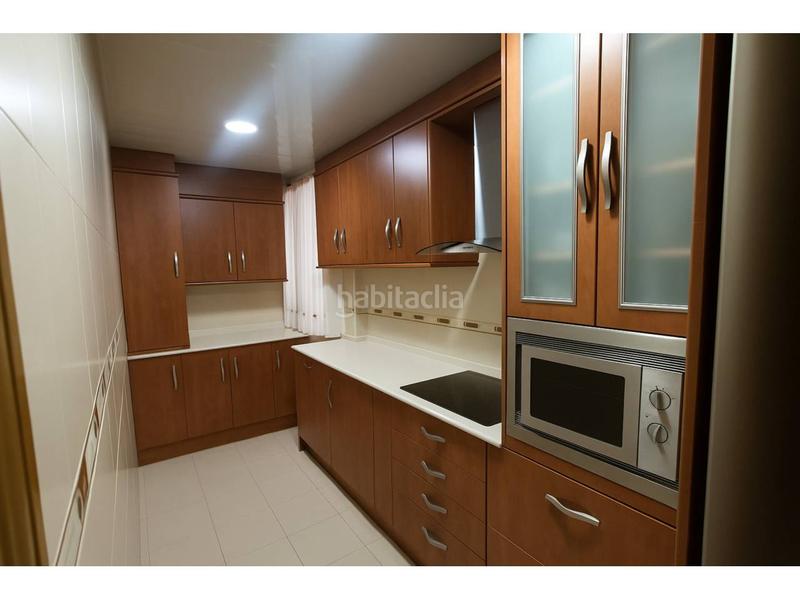 Foto b6952ecd-b325-4244-bf7d-45e020ceeb64. Etagenwohnung in Llatí Santa Coloma de Gramenet