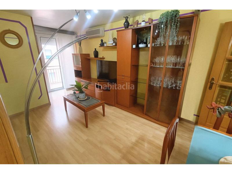 Foto e6542f37-b2b5-4ca5-b3ce-694b46b4ac0a. Etagenwohnung in Llatí Santa Coloma de Gramenet