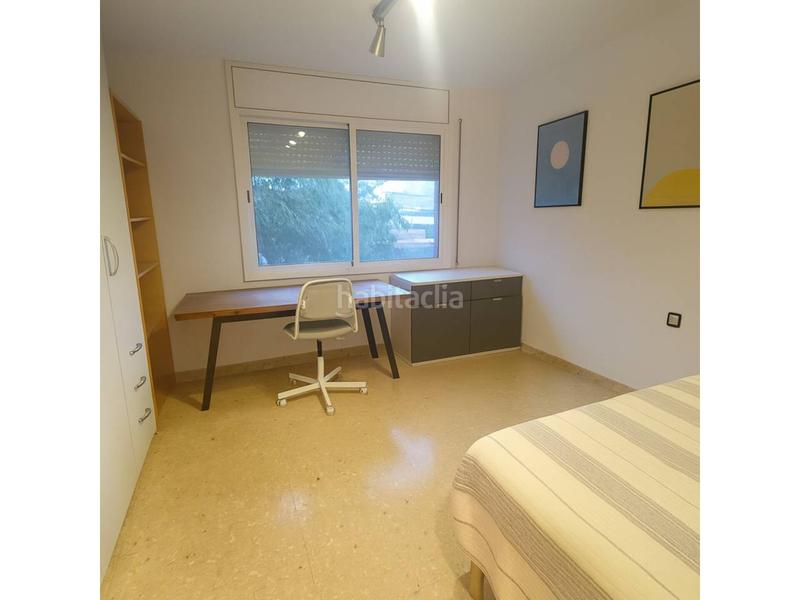 Foto 54571de0-bfd8-4e4d-8cb5-adba7e2c67c1. Pis a Centre Santa Coloma de Gramenet