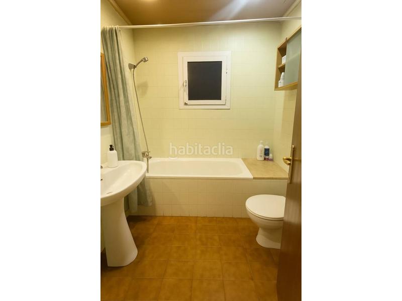 Foto 6edf65d0-cd77-4345-aec0-9e952b068086. Pis a Centre Santa Coloma de Gramenet