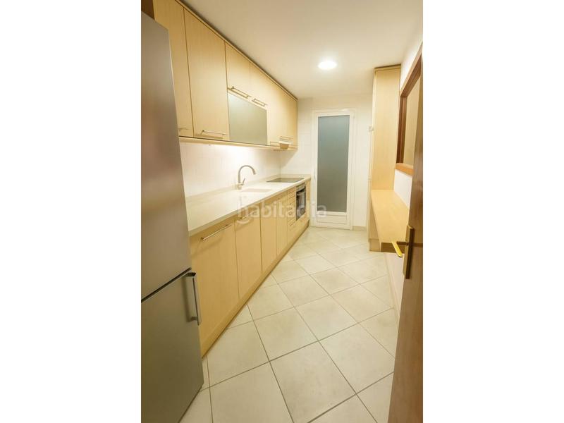 Foto bb346ee3-7c18-4d7e-be19-38992510e5c1. Pis a Centre Santa Coloma de Gramenet