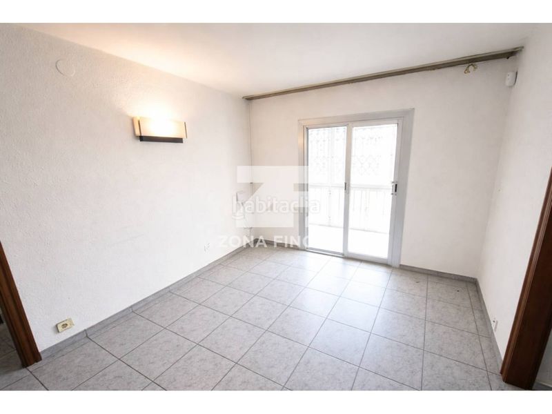 Foto 6593db91-1f3f-4986-8c0a-aeca52f7b7c0. Apartament a Les Oliveres Santa Coloma de Gramenet
