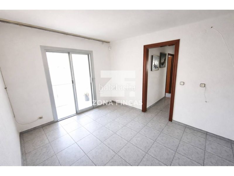 Foto 7e43bec8-b577-46ca-ab54-0ed49ba1241b. Apartament a Les Oliveres Santa Coloma de Gramenet