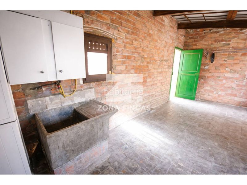 Foto 3c69b0ff-b249-4781-bbbd-4eef790662f9. Casa con riscaldamento in Riu Nord Santa Coloma de Gramenet