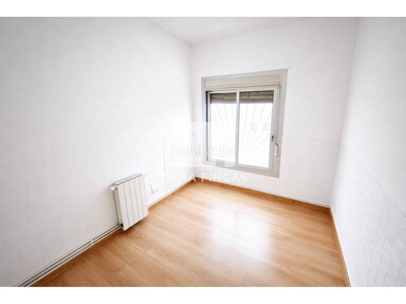Foto 5c3c048b-d02b-4089-8176-70f6a6388589. Casa con riscaldamento in Riu Nord Santa Coloma de Gramenet