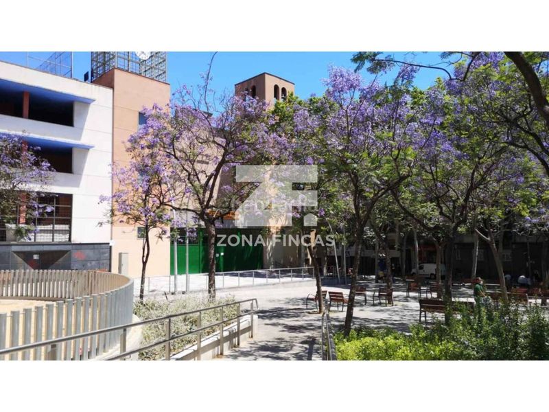 Foto 90c7aa28-d587-477d-b9f3-ee71a3d234ad. Casa con riscaldamento in Riu Nord Santa Coloma de Gramenet