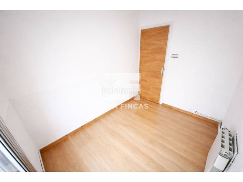 Foto d7637100-4c42-4916-afdb-7ce9e22f7d75. Casa con riscaldamento in Riu Nord Santa Coloma de Gramenet
