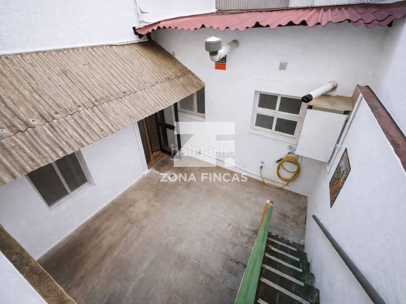 Foto f86baaad-bb17-4158-88ed-8584233fef31. Casa con riscaldamento in Riu Nord Santa Coloma de Gramenet