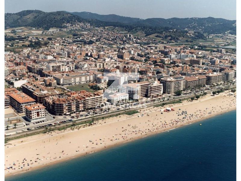 Foto 65b7fa8f-a92d-440c-8b5a-ce87680db0c9. Pis a Centre Pineda de Mar