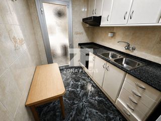 Apartamento  Calle mare de déu de montserrat. Piso en venta en centrecan mariner08922