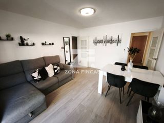 Etagenwohnung in Calle santiago rusiñol 1. Piso en venta en singuerlínles oliverescan franquesaguinardera08