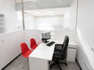 Miete Büro in Calle mare de déu de montserrat 24. Oficina en alquiler