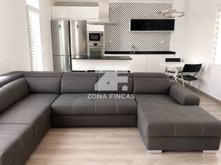Casa a Calle sardana 10. Casa con espectacular terraza de 30 m y derecho de vuelo en bufa