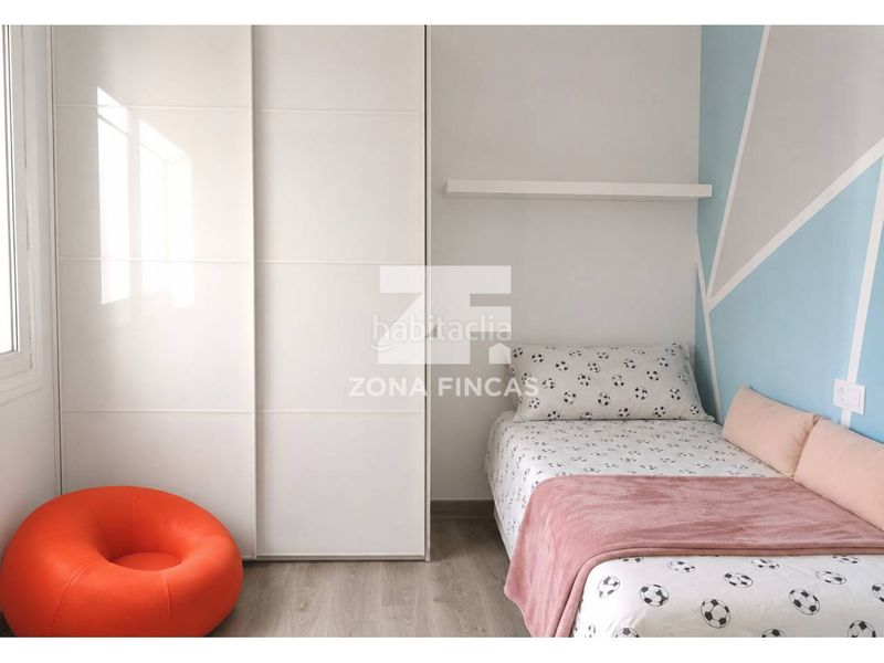 Foto 35381042-6b3a-4b87-bf24-6e86ddee1649. Maison dans calle sardana 10 dans Bufalà Badalona