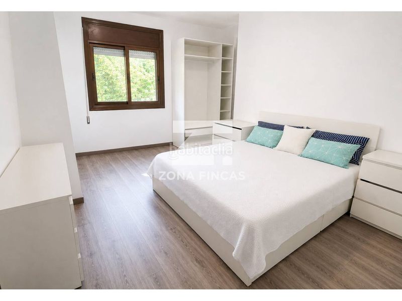 Foto 4fbe5224-b58d-462b-b688-d29f036dcb44. Maison dans calle sardana 10 dans Bufalà Badalona