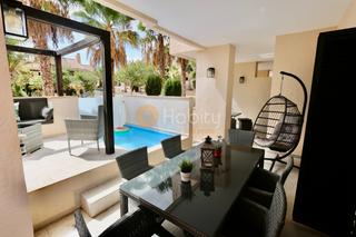 Planta baixa a N/a. Apartamento en planta baja esquinero con piscina privada – hacie
