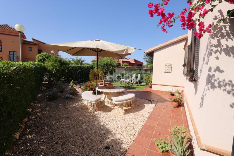 Foto 43c022d3-dfd2-4168-92f3-618ac60097d5. Maison jumelée dans avenida bélgica 26 dans Hacienda del Álamo Golf Fuente Álamo de Murcia