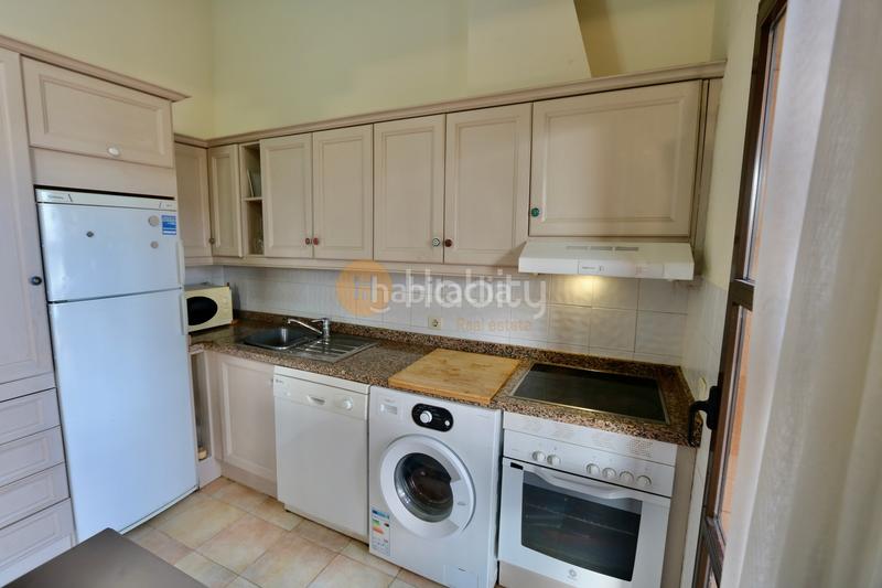 Foto a4a84a3f-1fa1-4900-b628-b1bc378e680b. Casa aparellada a avenida bélgica 32 a Hacienda del Álamo Golf Fuente Álamo de Murcia