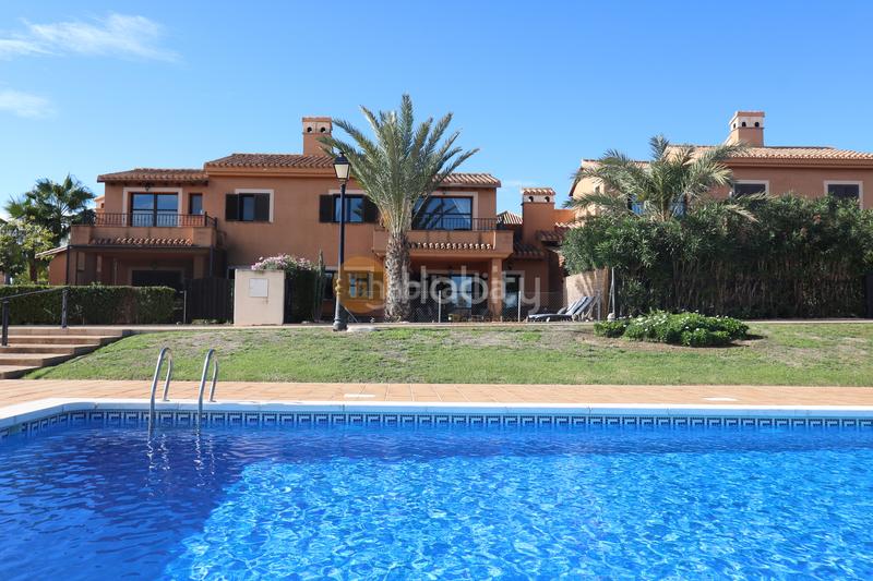 Foto e0ac4f76-810b-4bc2-88ed-33198b70e3e8. Casa aparellada a avenida bélgica 32 a Hacienda del Álamo Golf Fuente Álamo de Murcia