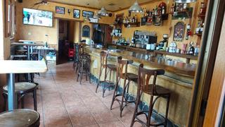 Local commercial  Paseo marítimo levante. Se vende cafetería en funcionamiento en primera linea de playa.