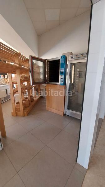 Foto 6eefcf70-65d0-460f-be8b-0f7c814d9159. Lloguer local comercial a Capuchinos - Los Olivos Vélez - Málaga