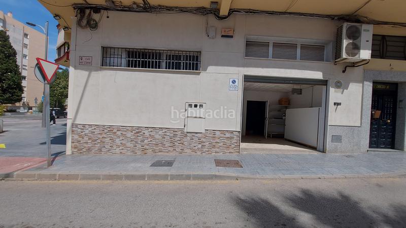 Foto acbb1b27-9e19-4b2b-b7f7-f4eb1deedbcc. Lloguer local comercial a Capuchinos - Los Olivos Vélez - Málaga