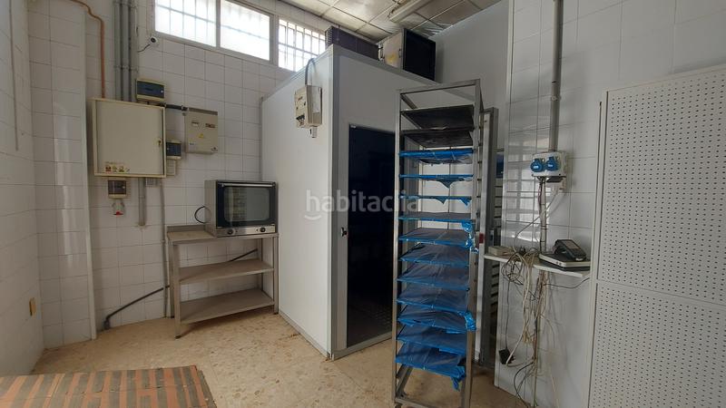 Foto 7f458102-ff2b-4443-a439-81ed340ca23f. Location local commercial dans Capuchinos - Los Olivos Vélez - Málaga