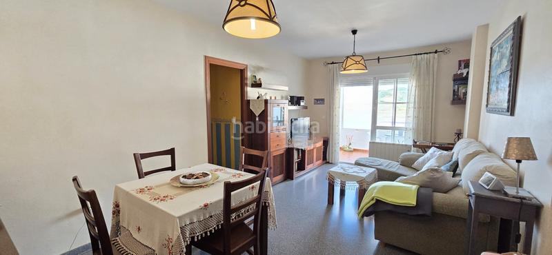 Foto 47cf599a-7937-4e9f-8142-570e0e2d85e5. Piso se vende gran piso de 3 dormitorios y 2 baños con garaje incluido (rabitilla). en Torrox