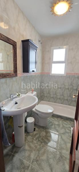 Foto 8981e53e-6aa7-44f4-b043-a9c08461e805. Piso se vende gran piso de 3 dormitorios y 2 baños con garaje incluido (rabitilla). en Torrox