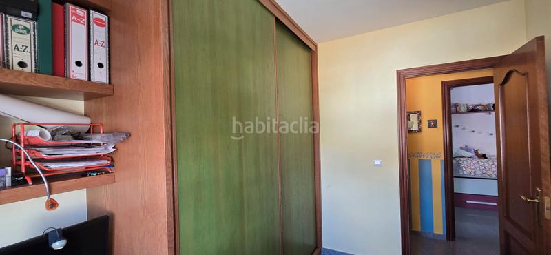 Foto e0068663-249d-497d-91db-7de6902e6d66. Piso se vende gran piso de 3 dormitorios y 2 baños con garaje incluido (rabitilla). en Torrox