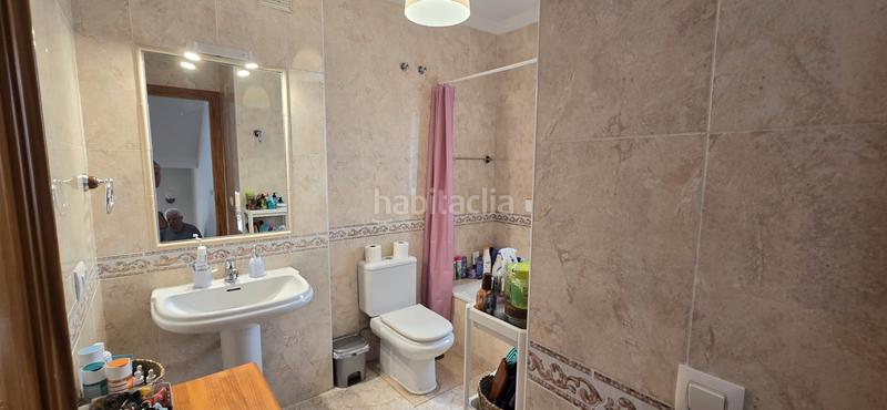 Foto 8de4ae58-afd3-4180-9762-9a7a78bcea65. Maison jumelée dans Torrox pueblo Torrox