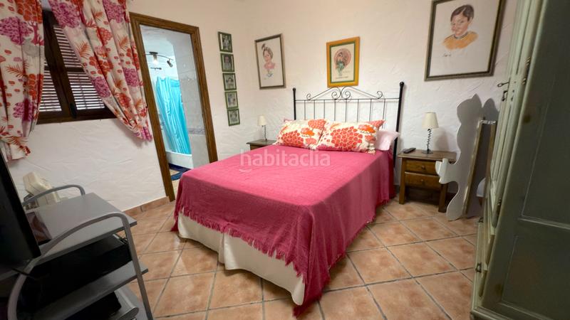 Foto 3324cbef-82bf-4d75-8e1e-f05812da67c7. Affitto casale con camino piscina in Benamocarra