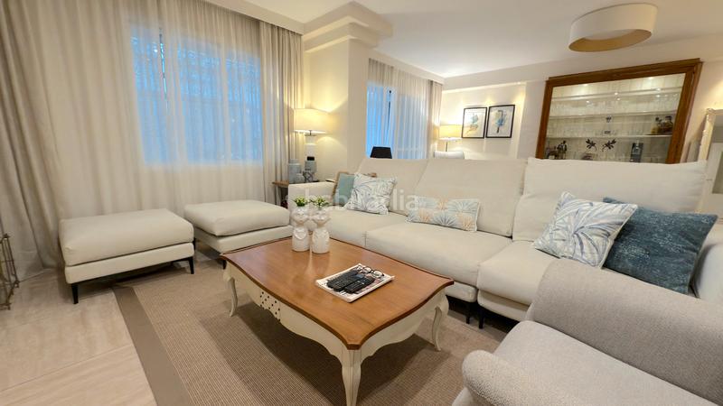 Foto 0ec2abe0-7df3-4d23-9604-7aec740bca3d. Maison jumelée avec piscine dans Caleta de Velez