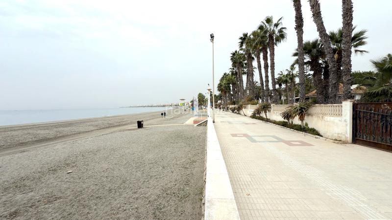 Foto 2e623a88-fd51-4da3-843f-dd56bf46239a. Maison jumelée avec piscine dans Caleta de Velez