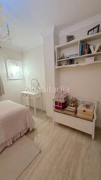 Foto 4d677938-424a-4fe2-b67d-66911af0f096. Maison jumelée avec piscine dans Caleta de Velez